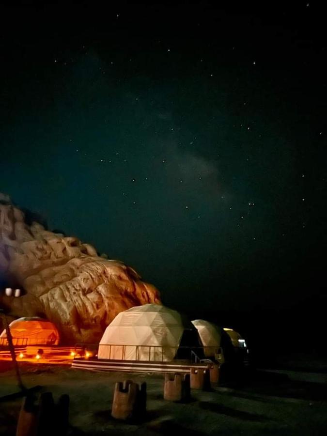 Sami Al Muzna Rum Camp Wadi Rum Buitenkant foto