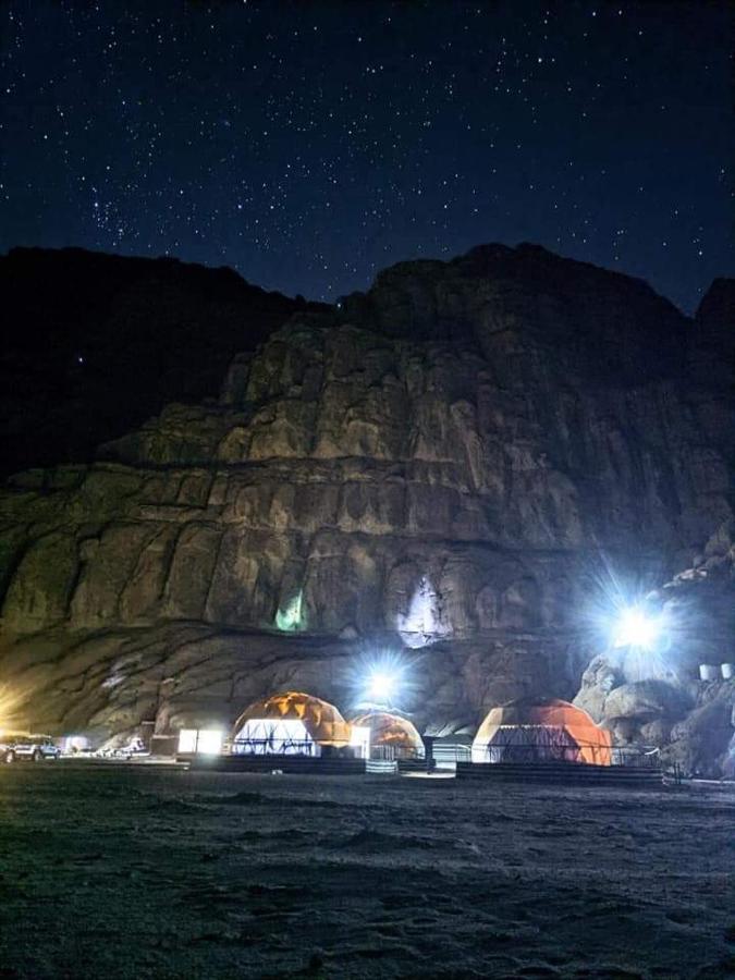 Sami Al Muzna Rum Camp Wadi Rum Buitenkant foto