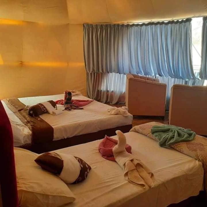 Sami Al Muzna Rum Camp Wadi Rum Buitenkant foto