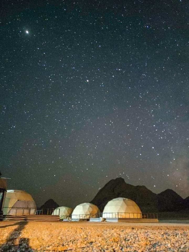 Sami Al Muzna Rum Camp Wadi Rum Buitenkant foto